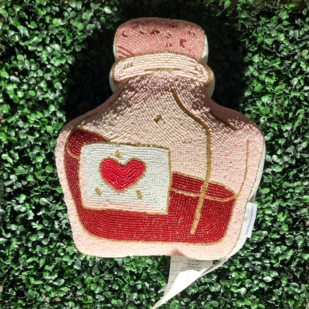 Cupcakes & Cashmere At Home Beaded Heart Beaded Holiday Pillow NWT